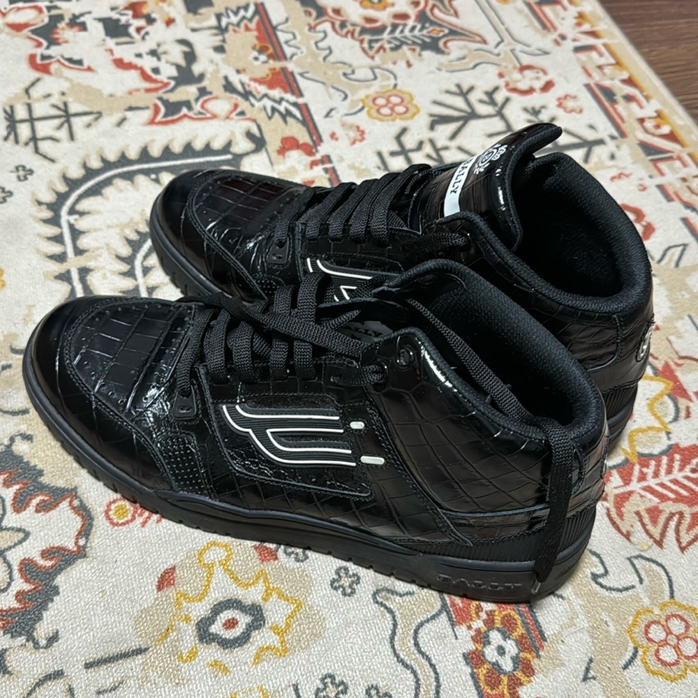Bally